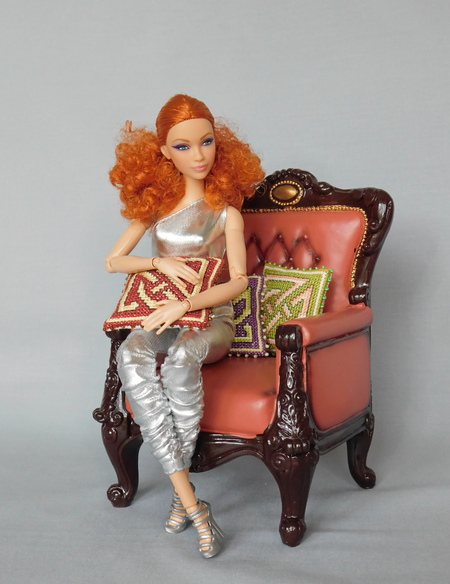 Кукла Barbie Looks #11 HBX94 Хайди 2 wave