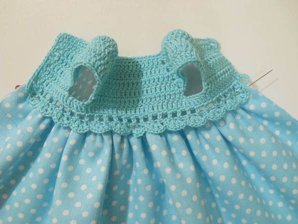 шьем и вяжем комбинированное платье для куклы