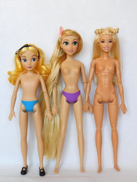 Сравнение куклы Дисней Рапунцель с другими куклами
