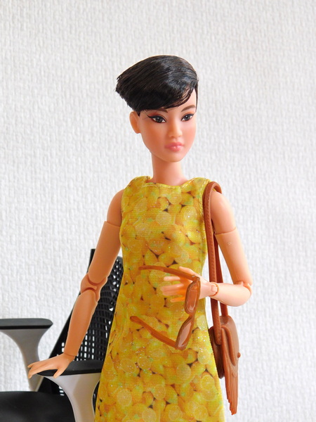 кукла Kit Looks 2021 Mattel