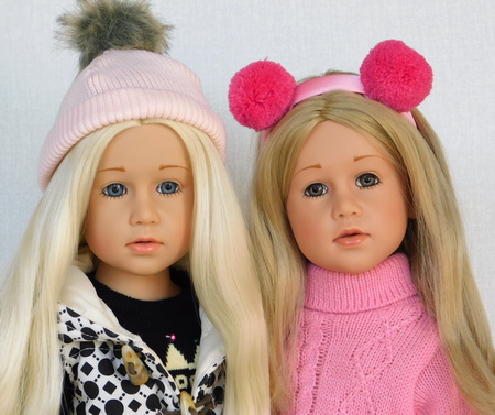 сравнение куклы Свении и Анны в Париже Готц