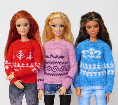 Вяжем спицами свитер для куклы Барби