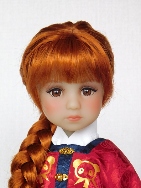 Кукла Сиун в парике Дороти