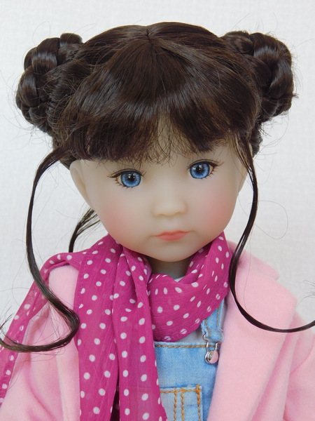 Кукла Наталья Руби Ред в парике с буклями
