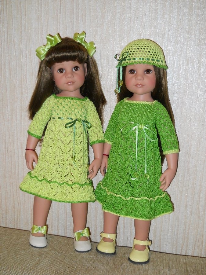 вязаное платье с бисером зеленое для Gotz