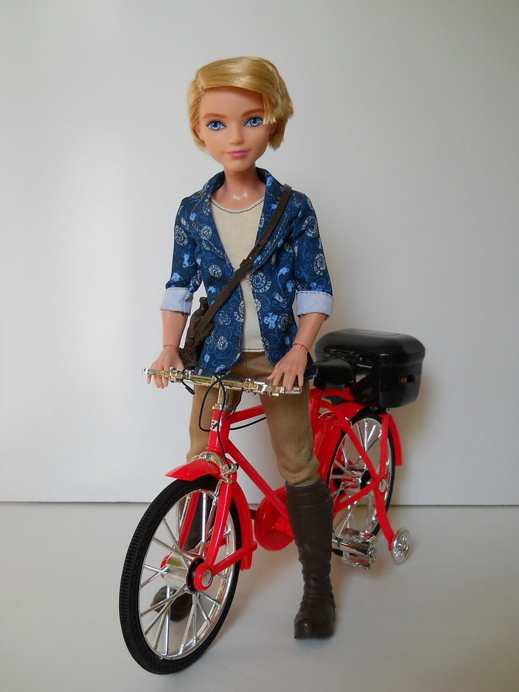 Алистер с велосипедом