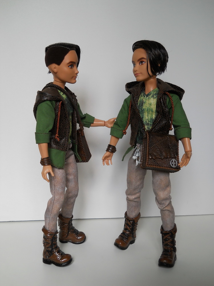 два Хантера Хантсмена куклы от Mattel