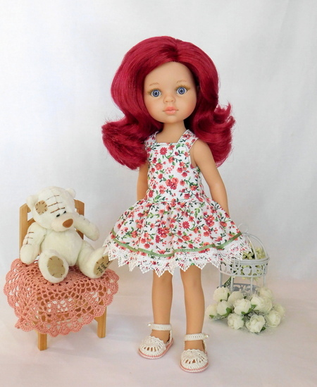 Кукла Даша с цветными волосами Паола Рейна