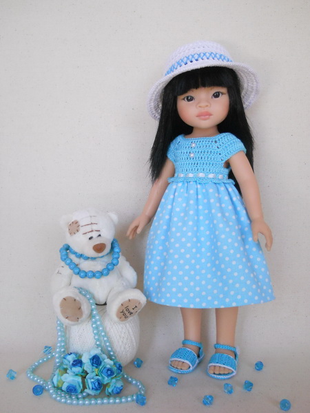кукла Лиу Паола Рейна в платье сшитом своими руками