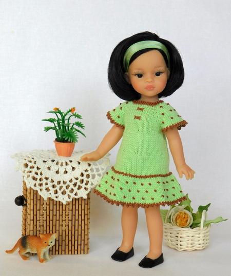 Платье, связанное спицами для кукол мини паолок и Крузелингс