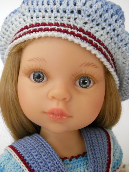 лицо куклы Карлы