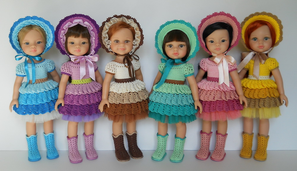 куклы Паола Рейна в вязаных платьях